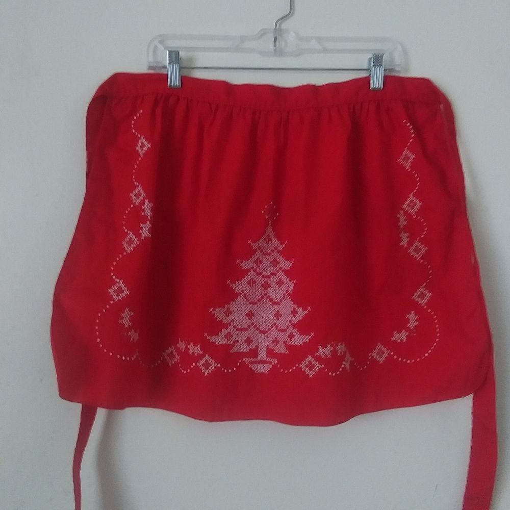Vintage Bucilla Christmas Apron, Cross-Stitch Christmas Tree, Red & White